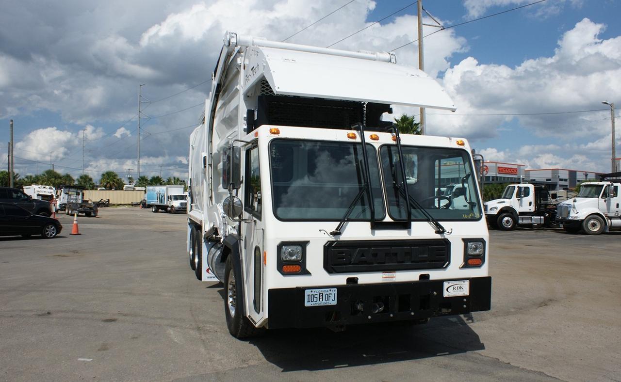 2024 Battle Motors LET 2 40 Yard Pac Tech Ultimate Front Loader Garbage Truck Tampa FL
