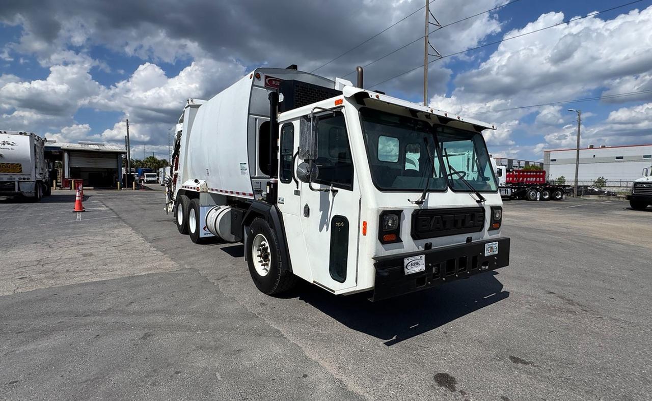 2024 Battle Motors LET2 25 yd Pac Tech Rear Loader Garbage Truck Tampa FL