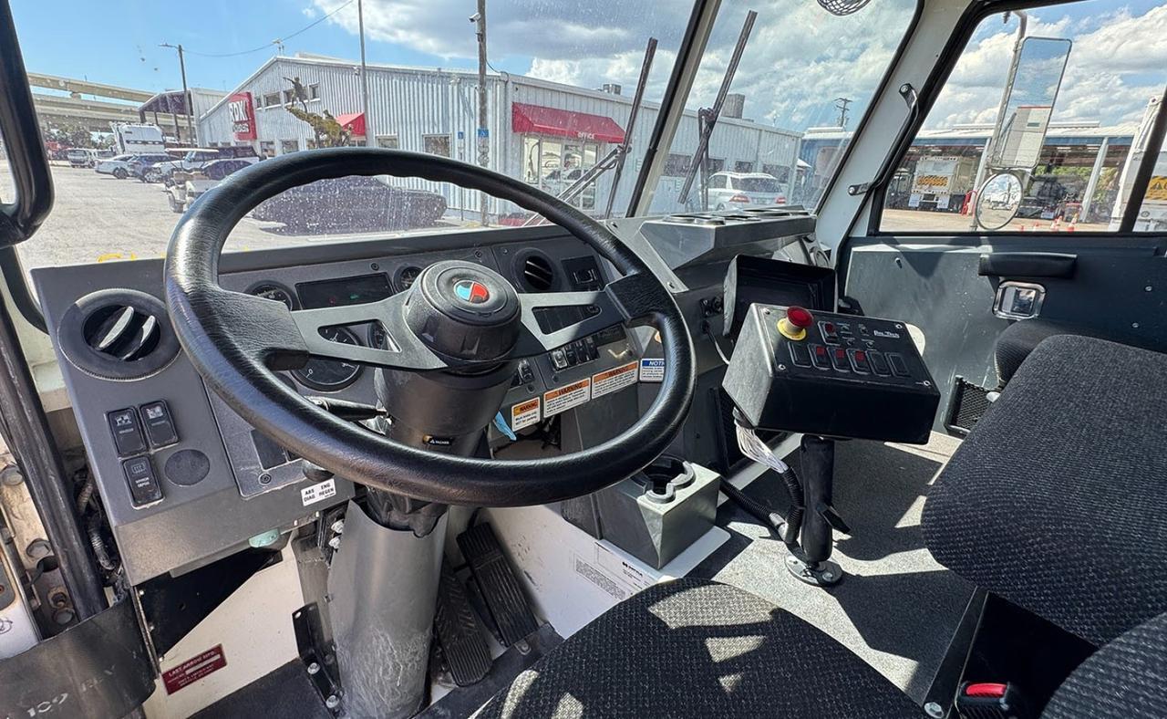 2024 Battle Motors LET2 25 yd Pac Tech Rear Loader Garbage Truck Tampa FL