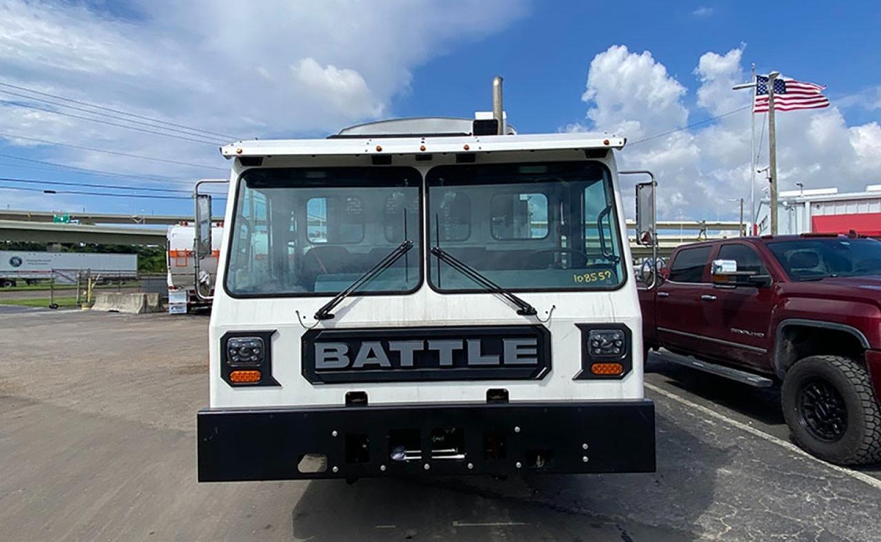 2024 Battle Motors LET2 28yd Pac Tech Rear Loader Garbage Truck Tampa FL