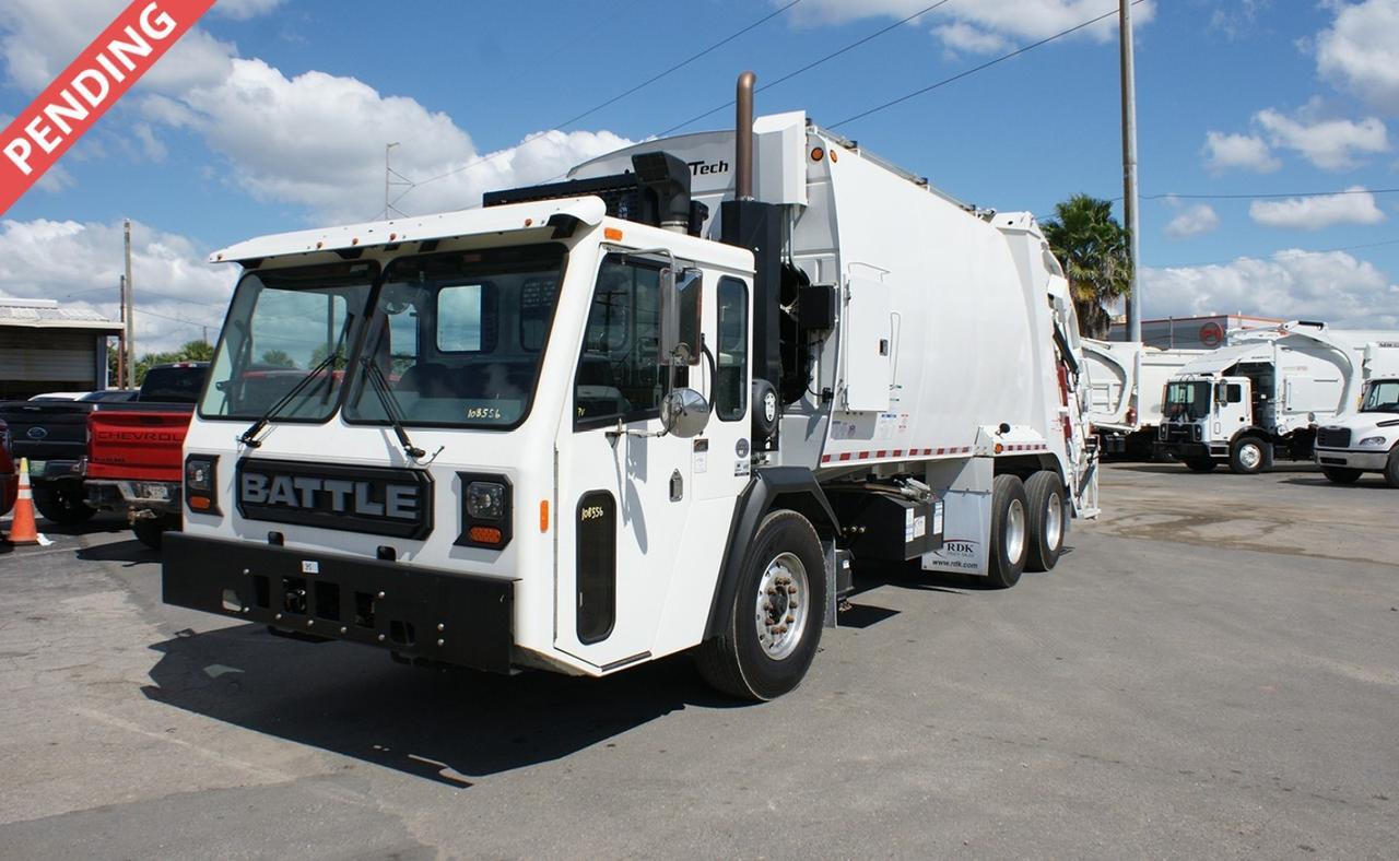 2024 Battle Motors LET2 28yd Pac Tech Rear Loader Garbage Truck