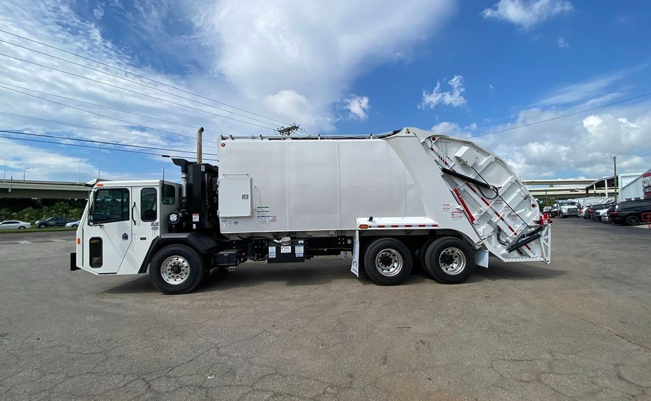2024 Battle Motors LET2 28yd Pac Tech Rear Loader Garbage Truck Tampa FL