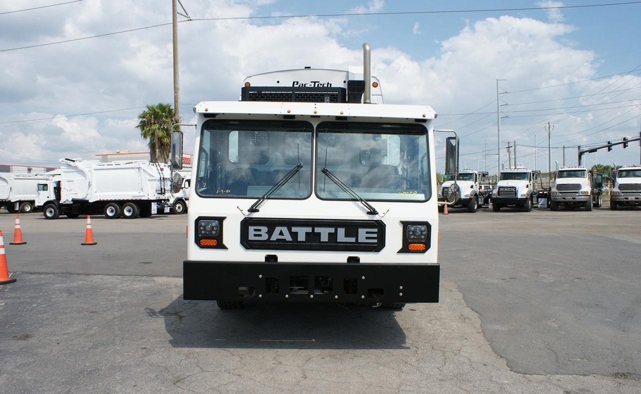 2024 Battle Motors LET2 28yd Pac Tech Rear Loader Garbage Truck