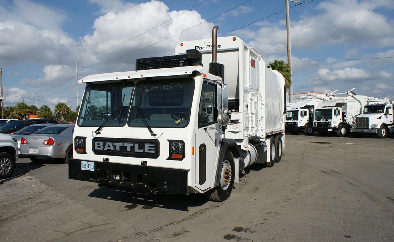 2024 Battle Motors LET2 31 yard Pac-Tech Side Loader Garbage Truck Tampa FL