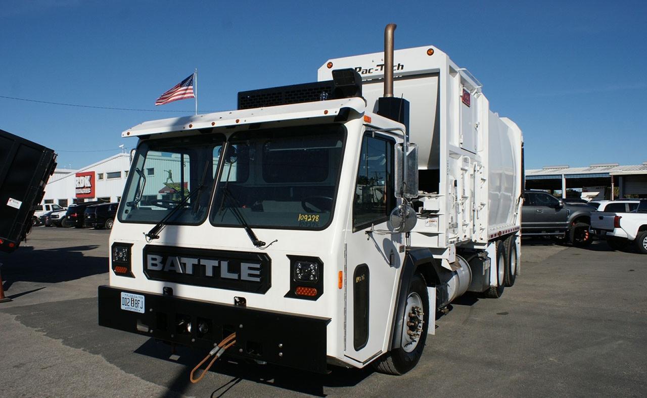 2024 Battle Motors LET2 31 yard Pac-Tech Side Loader Garbage Truck Tampa FL
