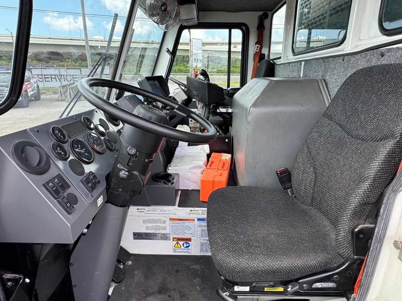 2024 Battle Motors LET2 31 yard Pac-Tech Side Loader Garbage Truck Tampa FL