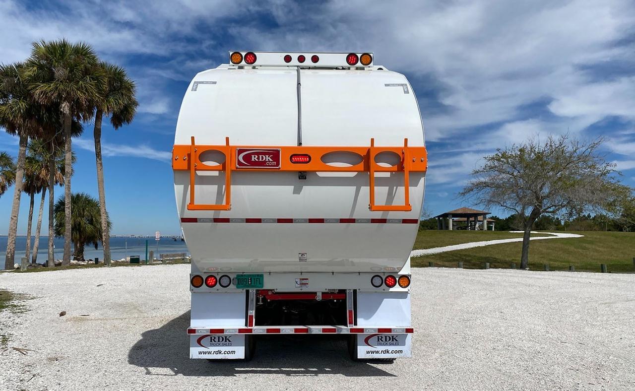 2024 Battle Motors LET2 31 yard Pac Tech Side Loader Garbage Truck Tampa FL