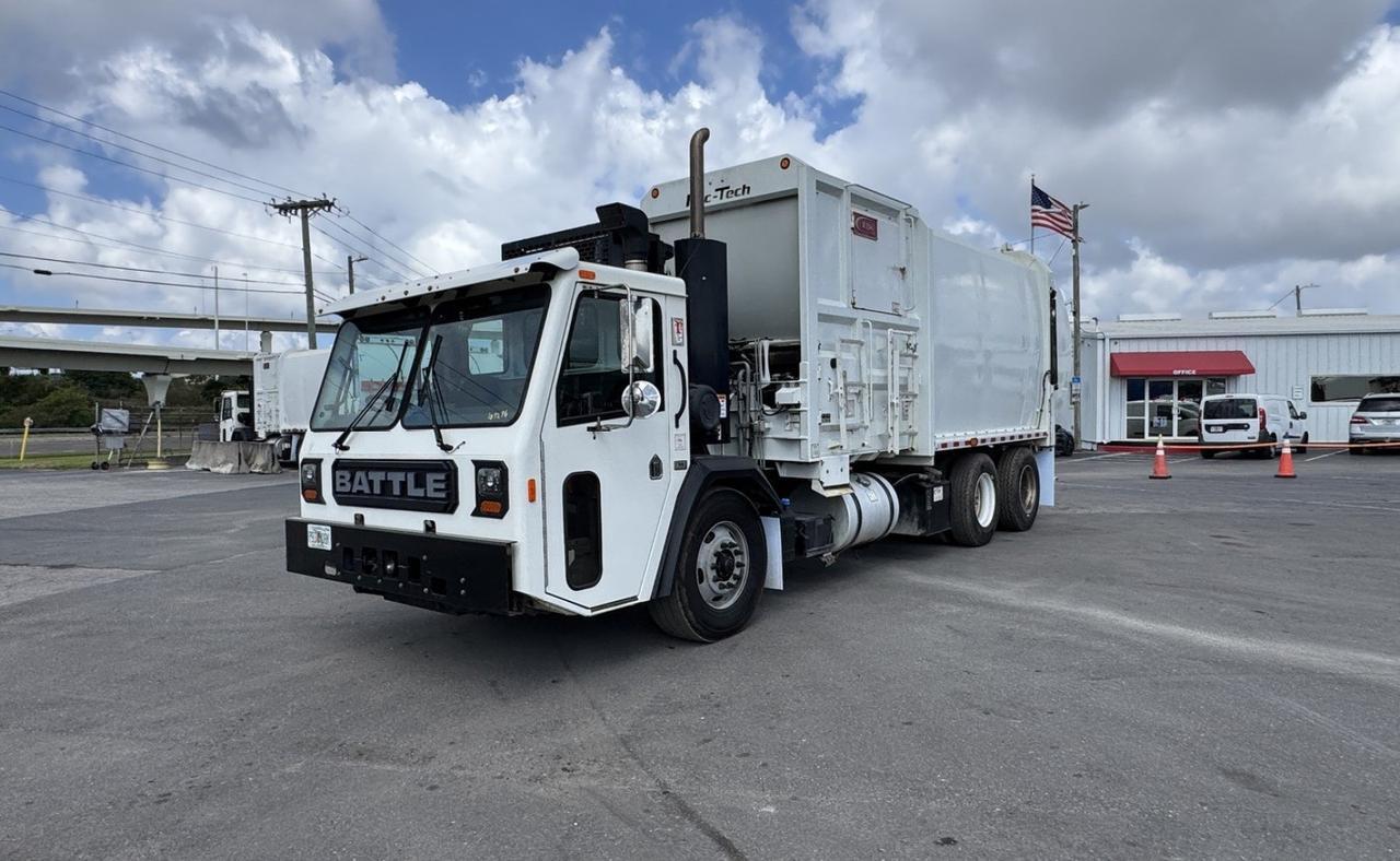 2024 Battle Motors LET2 31 yard Pac Tech Side Loader Garbage Truck