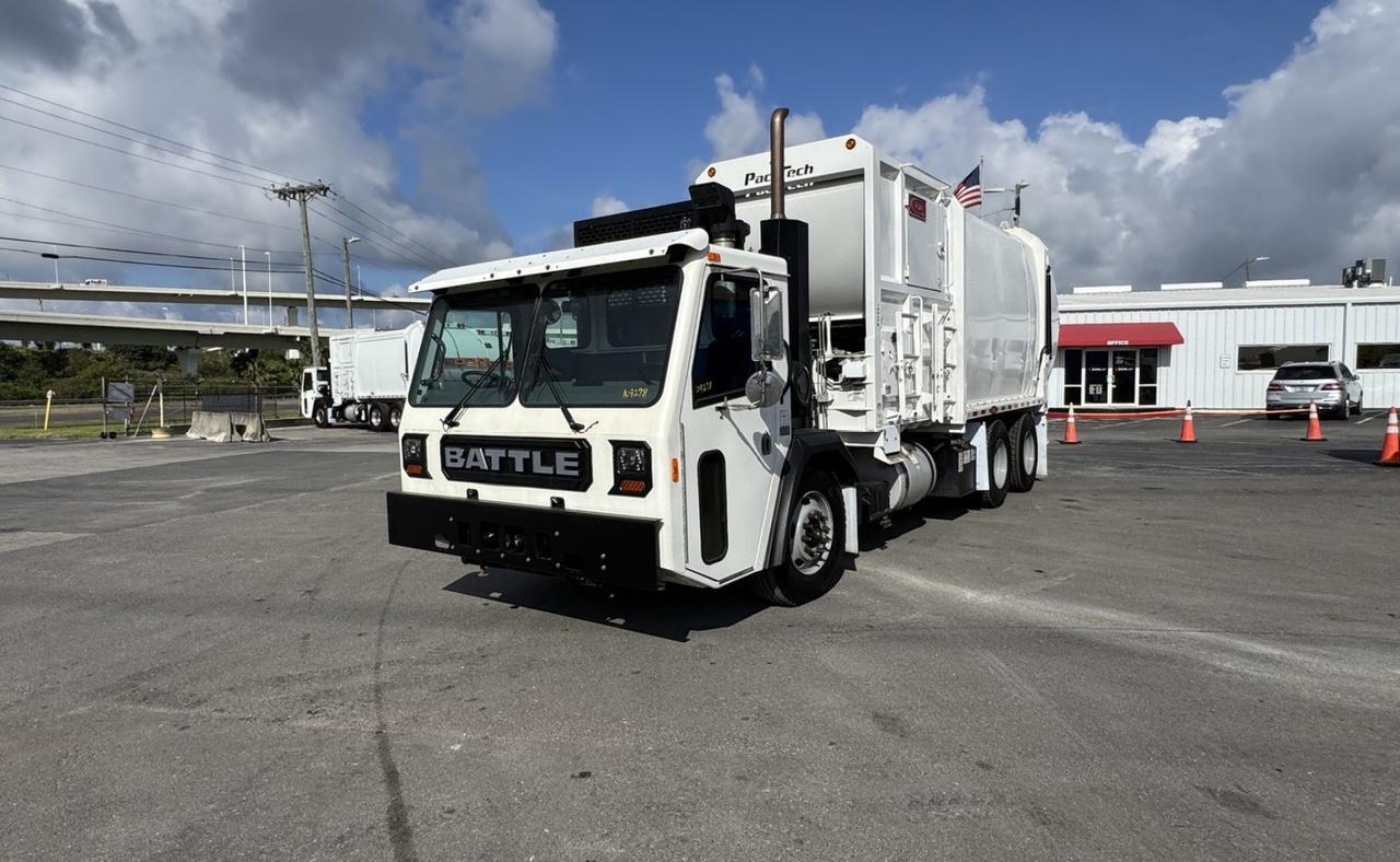 2024 Battle Motors LET2 31 yd Pac Tech Side Loader Garbage Truck Tampa FL