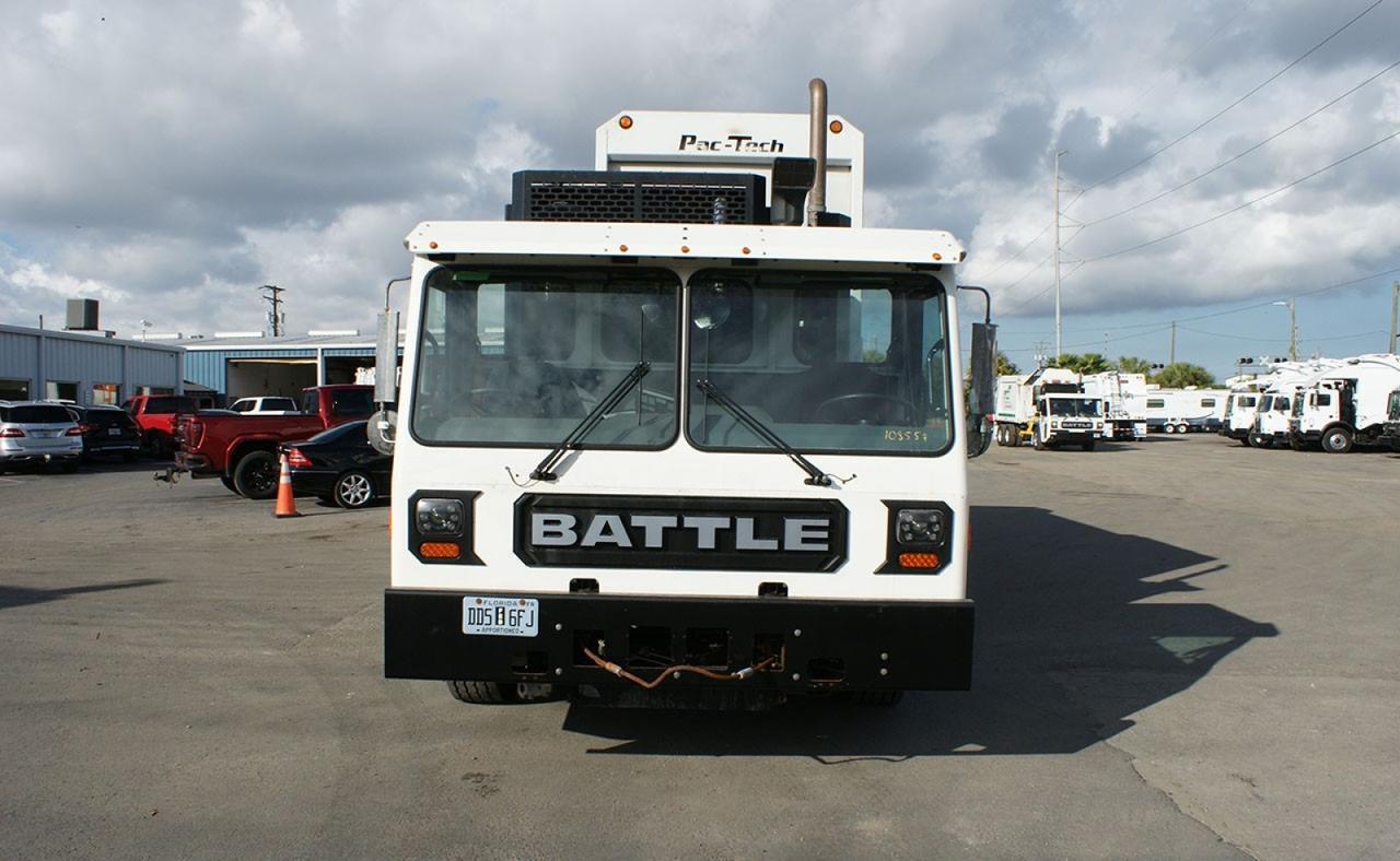 2024 Battle Motors LET2 31yd Pac Tech Side Loader Garbage Truck Tampa FL