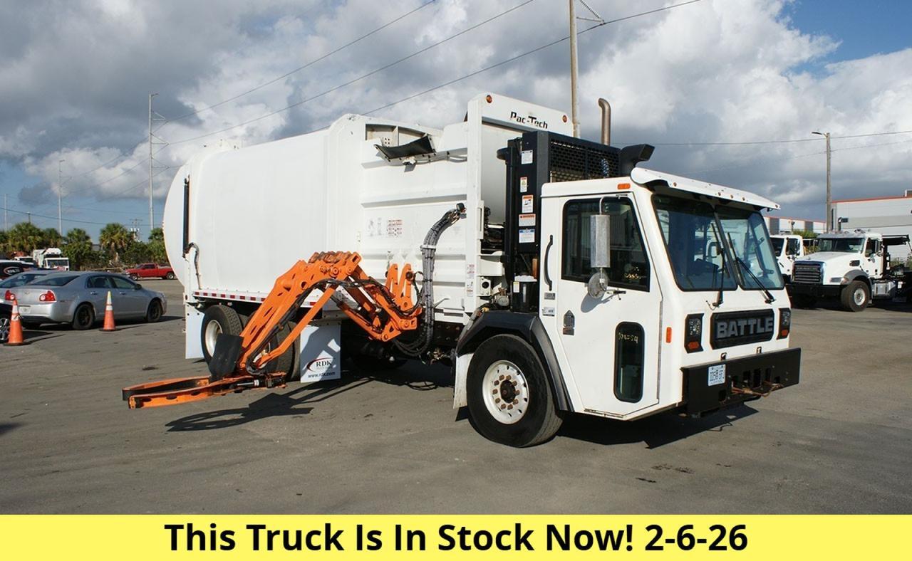 2024 Battle Motors LET2 31yd Pac Tech Side Loader Garbage Truck