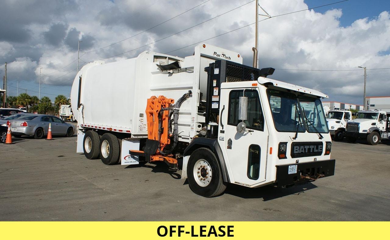 2024 Battle Motors LET2 31yd Pac Tech Side Loader Garbage Truck