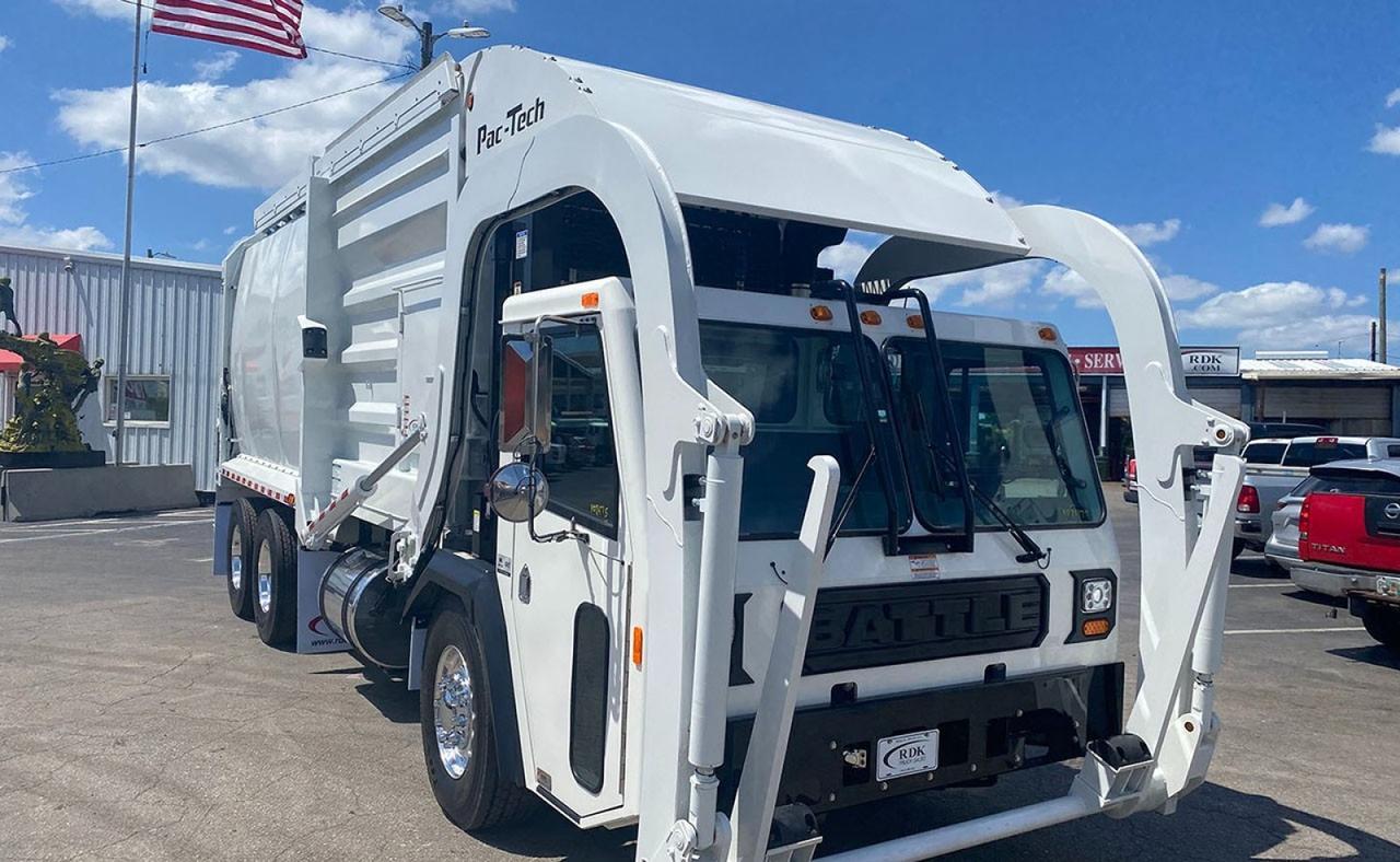 2024 Battle Motors LET2 40 - 43 yard Pac Tech Front Loader Garbage Truck Tampa FL