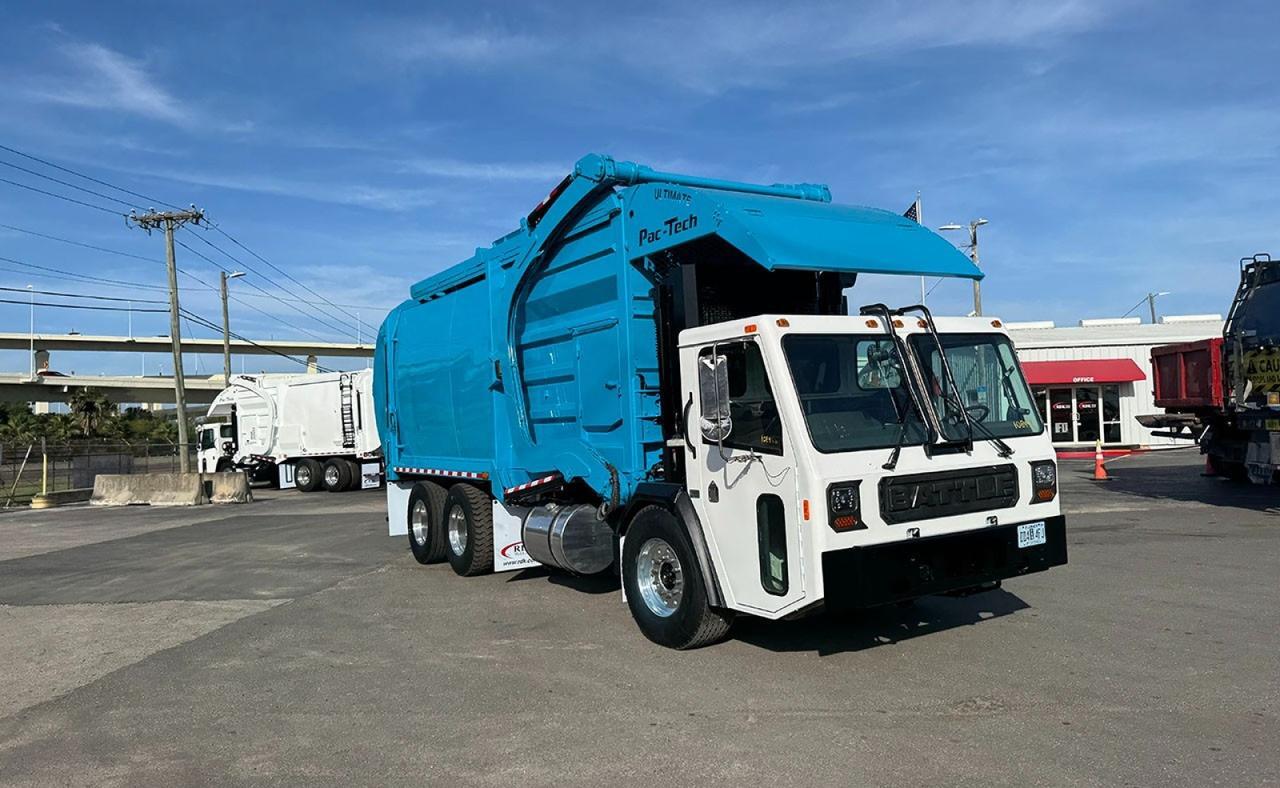 2024 Battle Motors LET2 40 yard Pac-Tech Front Loader Garbage Truck