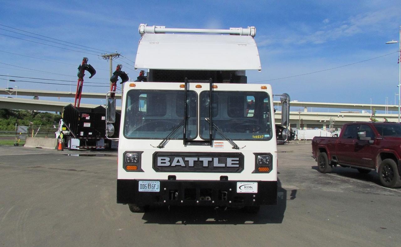 2024 Battle Motors LET2 40yd Pac Tech Front Loader Garbage Truck Tampa FL
