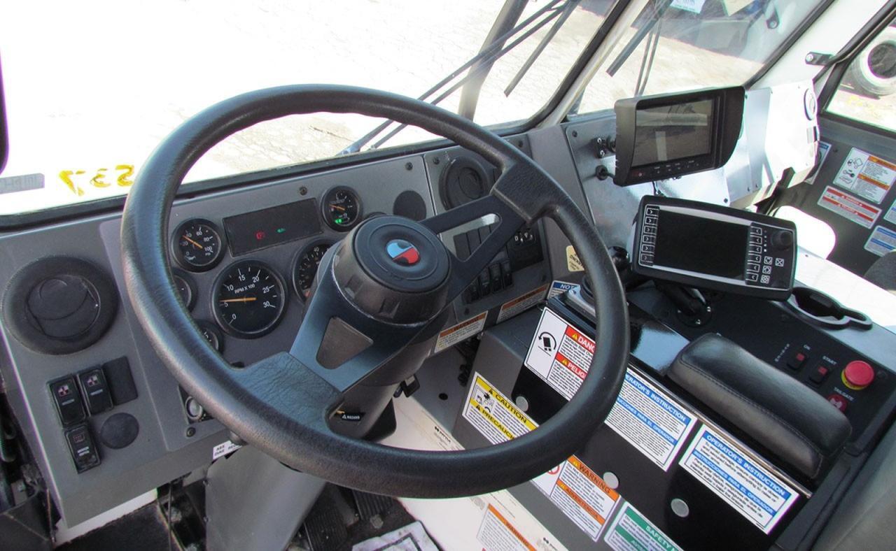 2024 Battle Motors LET2 40yd Pac Tech Front Loader Garbage Truck Tampa FL