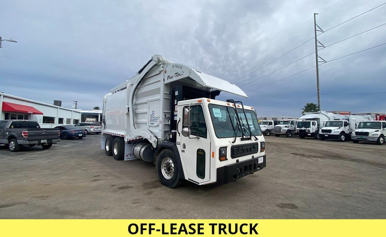 2024 Battle Motors LET2 40yd Pac Tech Front Loader Garbage Truck