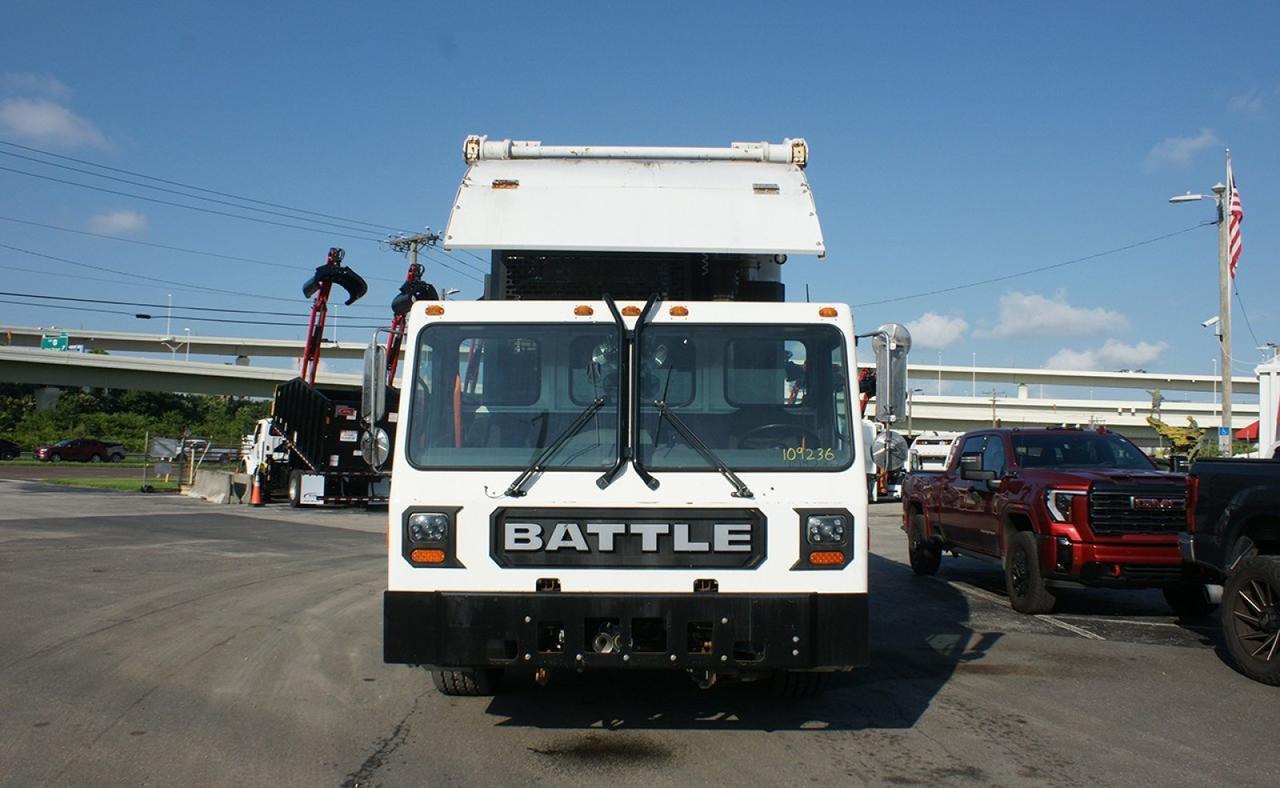 2024 Battle Motors LET2 40yd Pac Tech Front Loader Garbage Truck Tampa FL