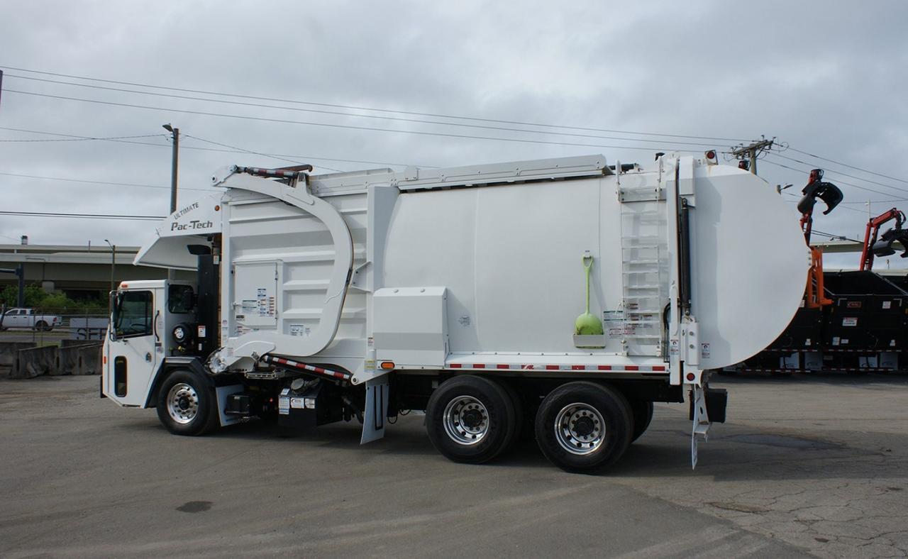 2024 Battle Motors LET2 43 yard Pac-Tech Front Loader Garbage Truck Tampa FL