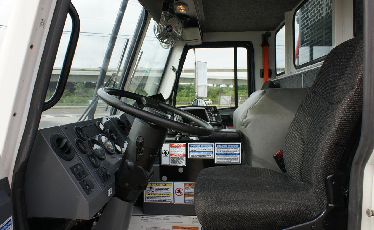 2024 Battle Motors LET2 43 yd Pac Tech Front Loader Garbage Truck Tampa FL