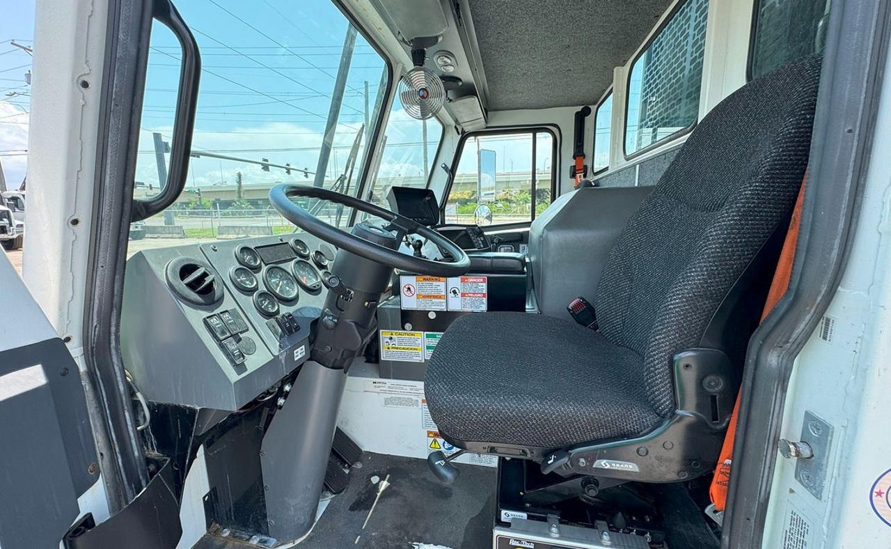 2024 Battle Motors LET2 43 yd Pac Tech Front Loader Garbage Truck Tampa FL