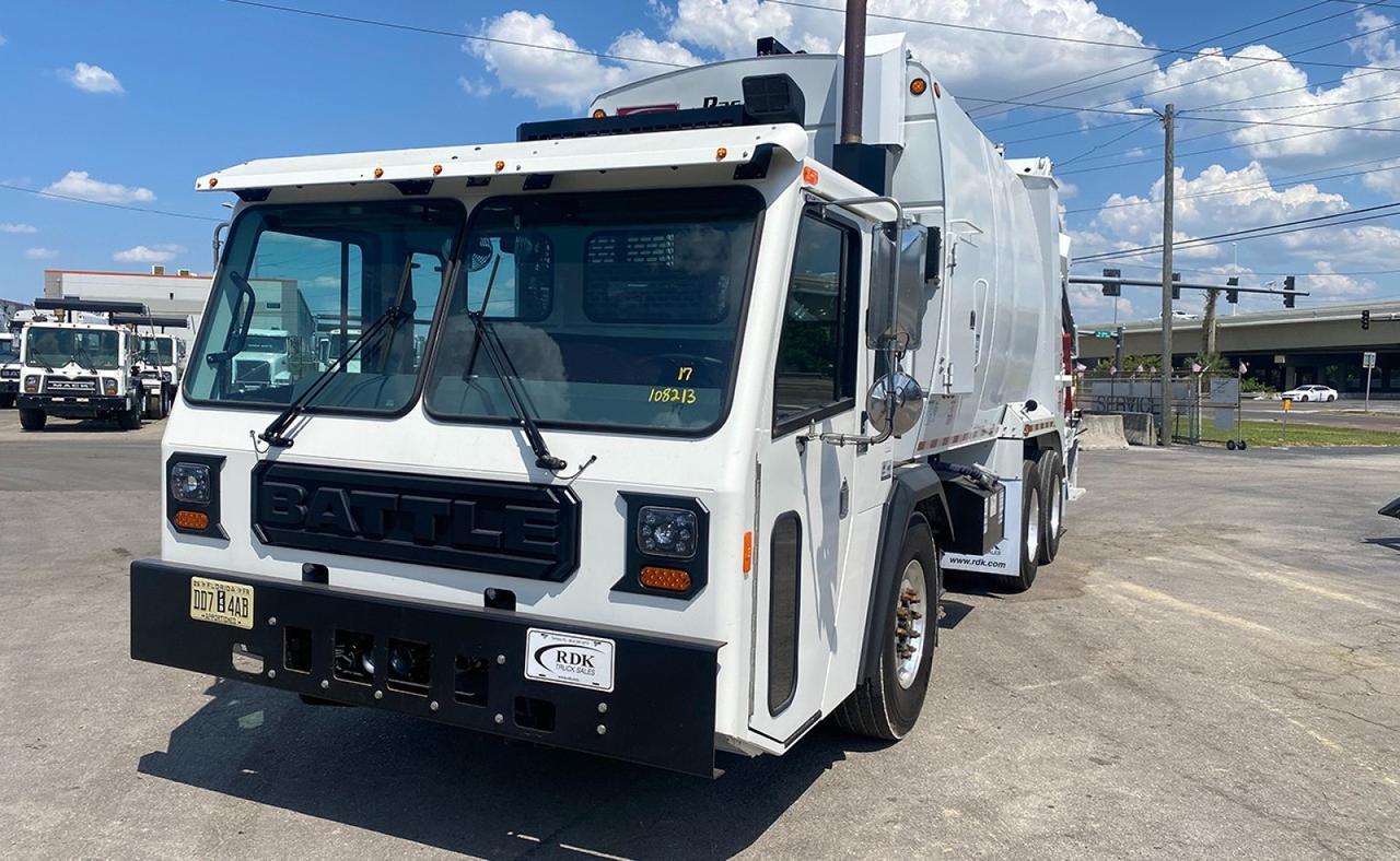 2024 Battle Motors LET2-46 25 yard Pac-Tech Rear Loader Garbage Truck Tampa FL