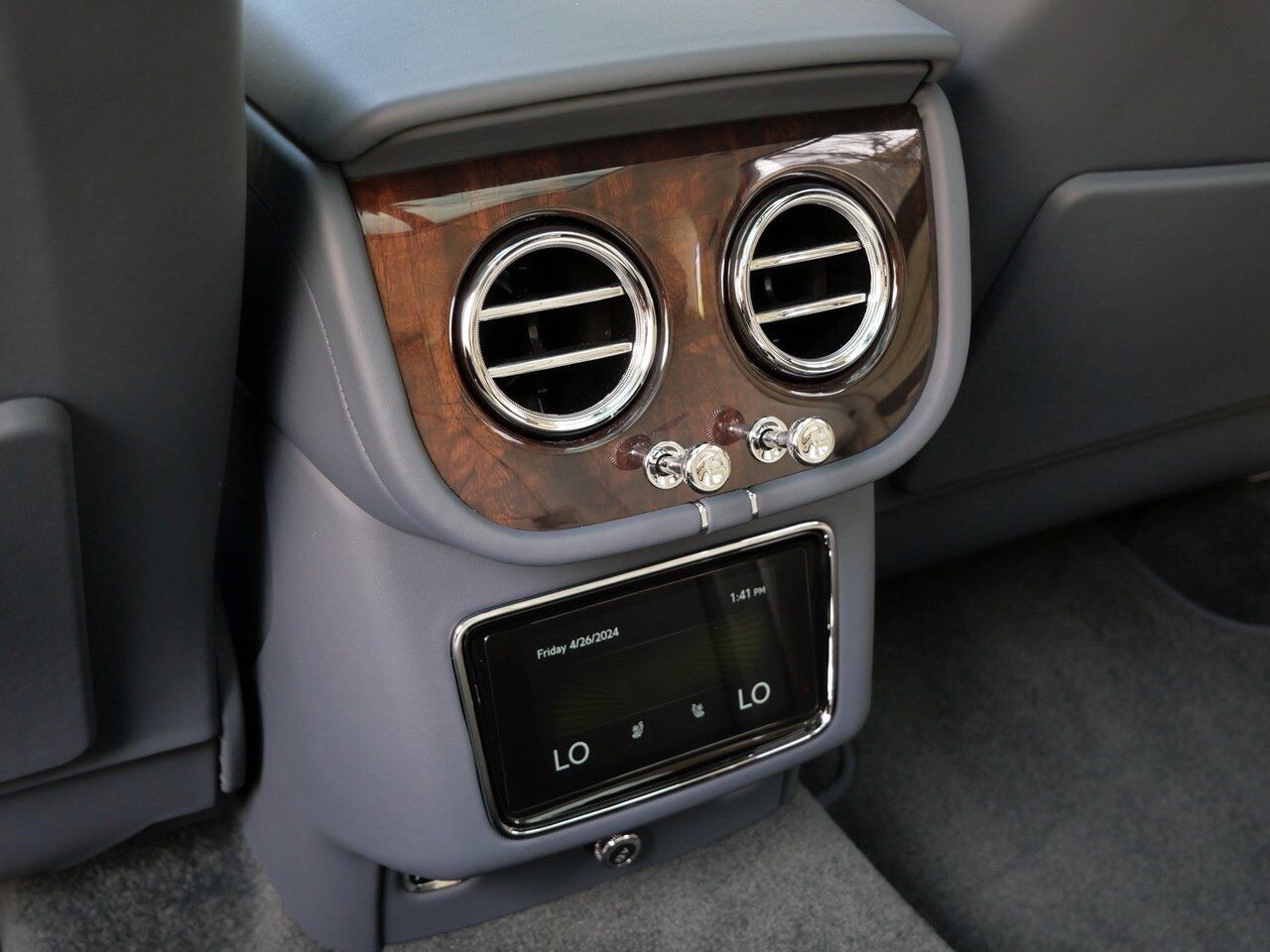 2024 Bentley Bentayga Azure Azure Lawrence KS