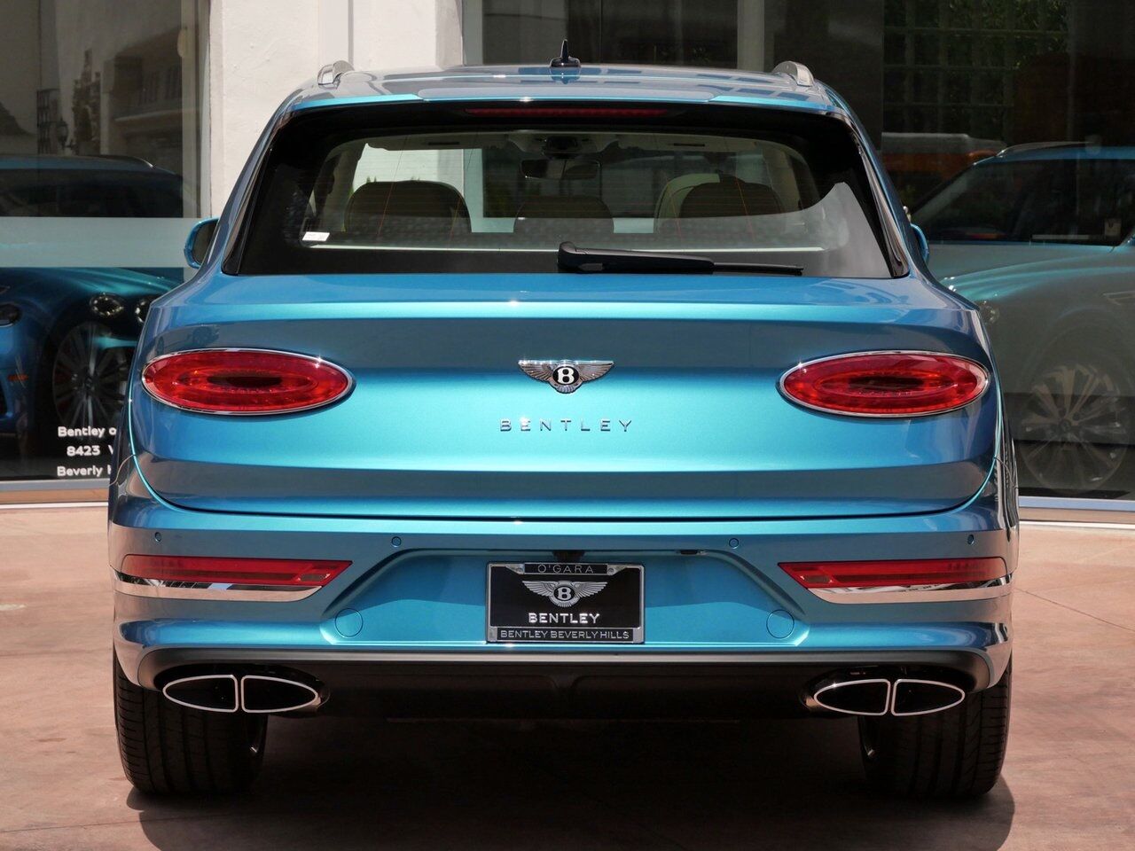 2024 Bentley Bentayga Azure Azure Lawrence KS