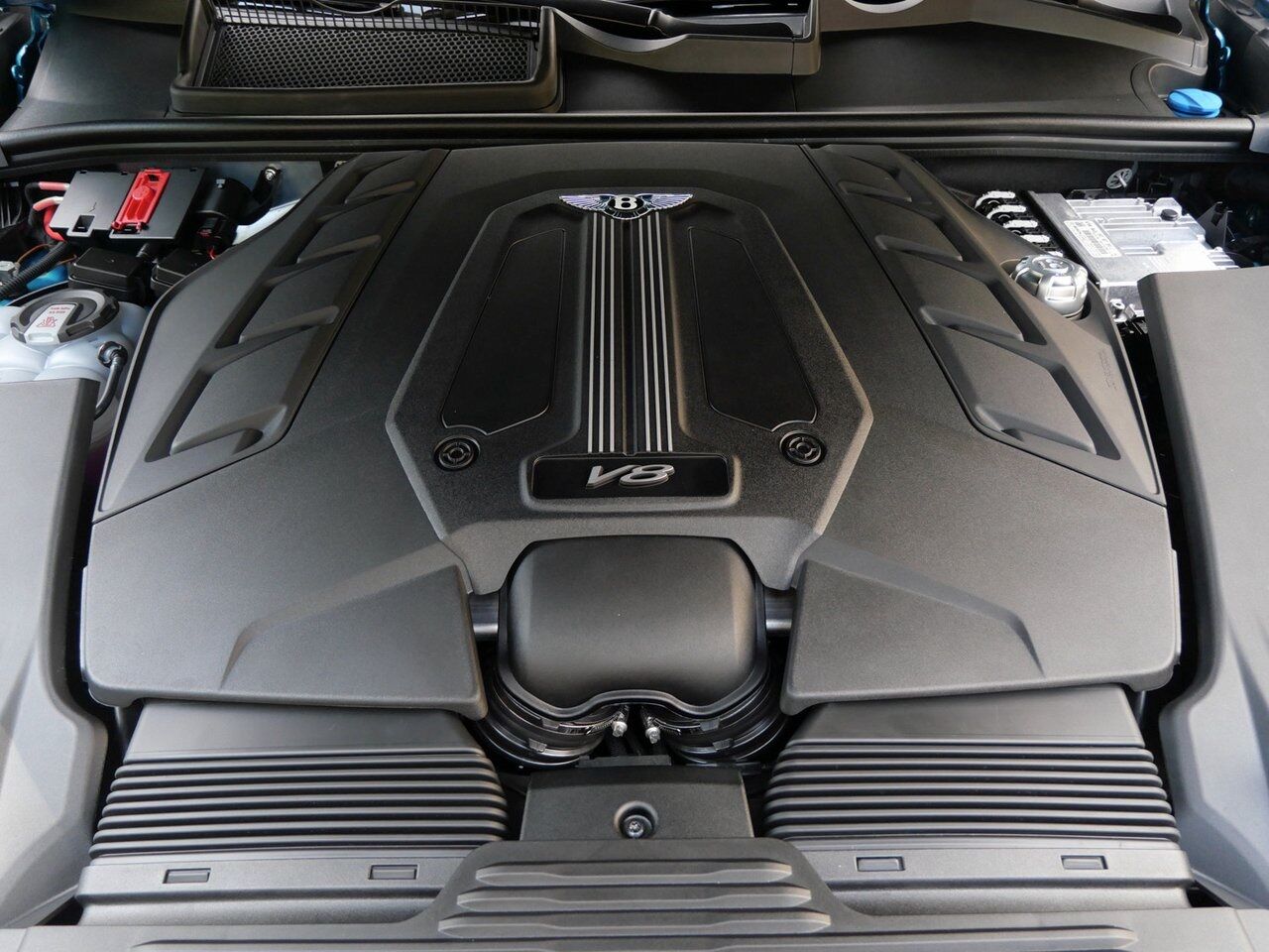 2024 Bentley Bentayga Azure Azure Lawrence KS