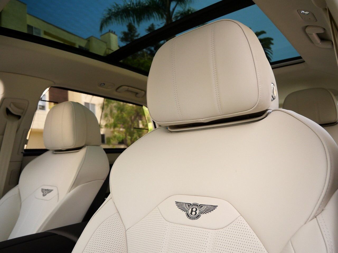 2024 Bentley Bentayga EWB Lawrence KS