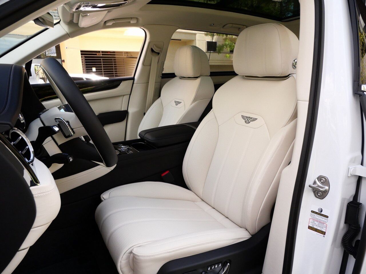 2024 Bentley Bentayga EWB Lawrence KS