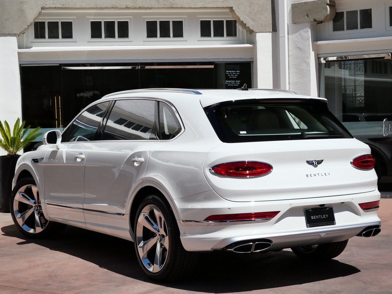 2024 Bentley Bentayga EWB Lawrence KS