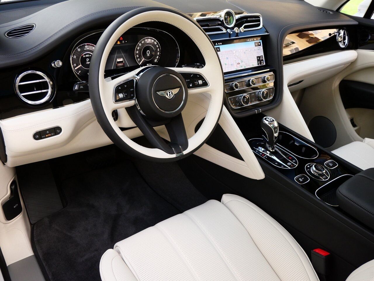 2024 Bentley Bentayga EWB Lawrence KS