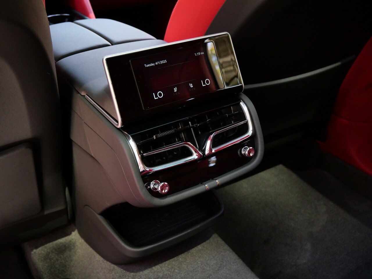 2024 Bentley Bentayga EWB Lawrence KS