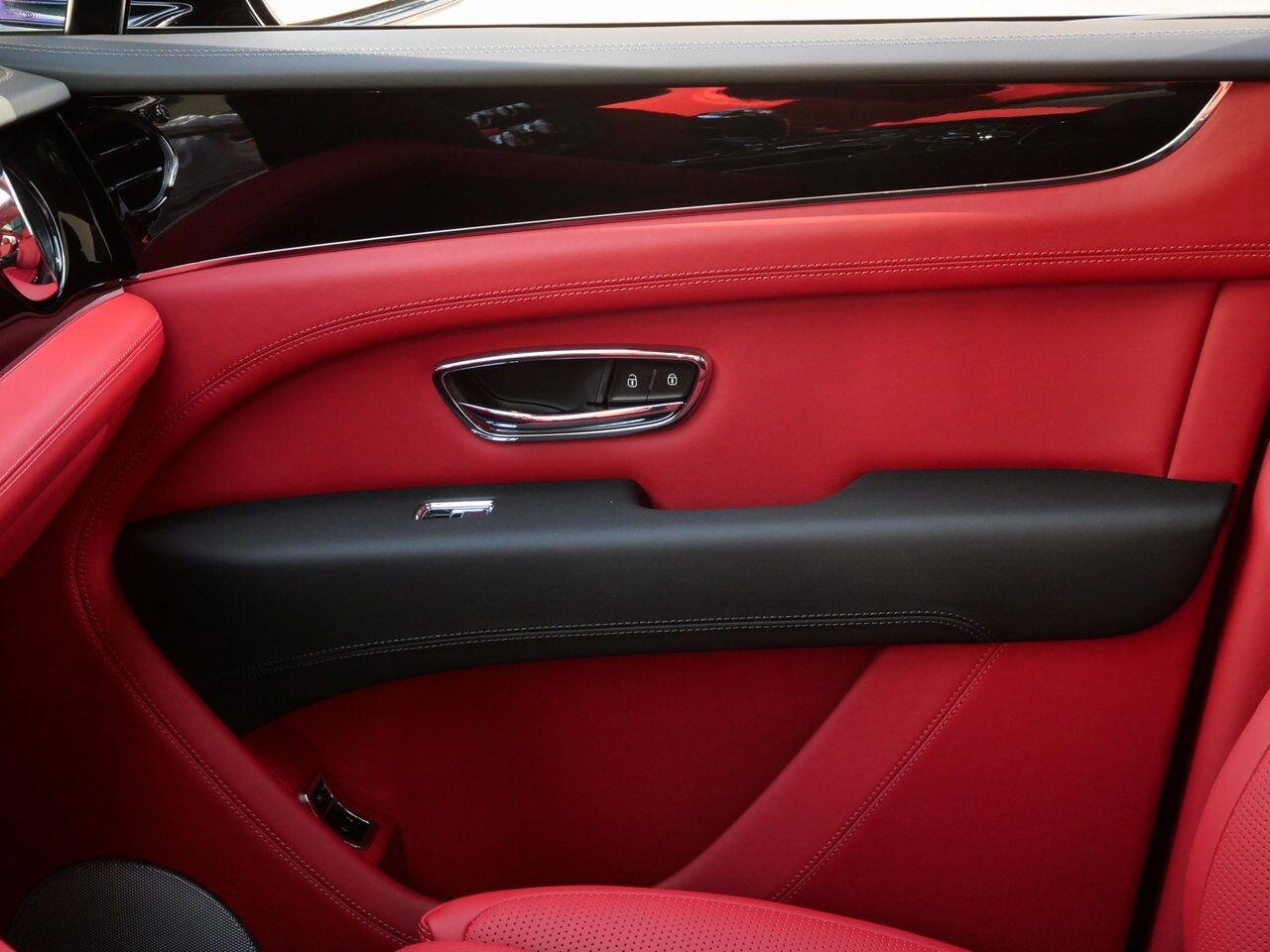 2024 Bentley Bentayga EWB Lawrence KS