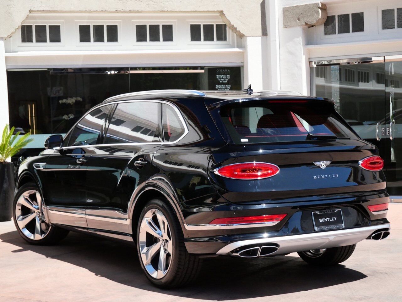 2024 Bentley Bentayga EWB Lawrence KS