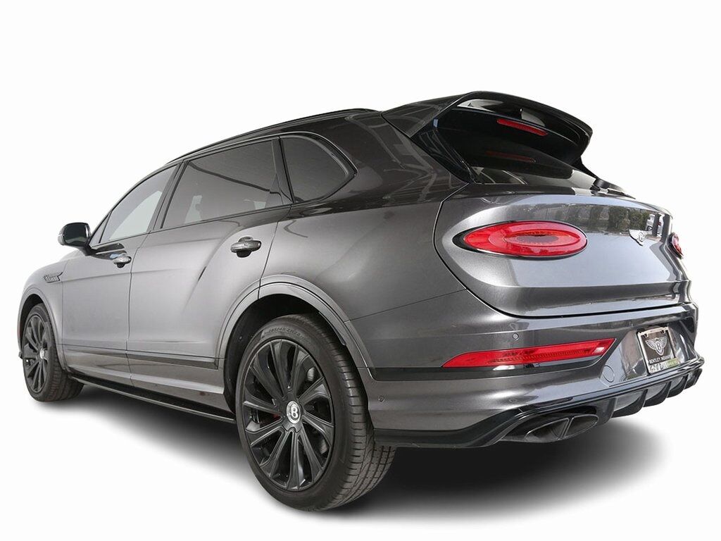 2024 Bentley Bentayga EWB Mulliner V8 photo 2