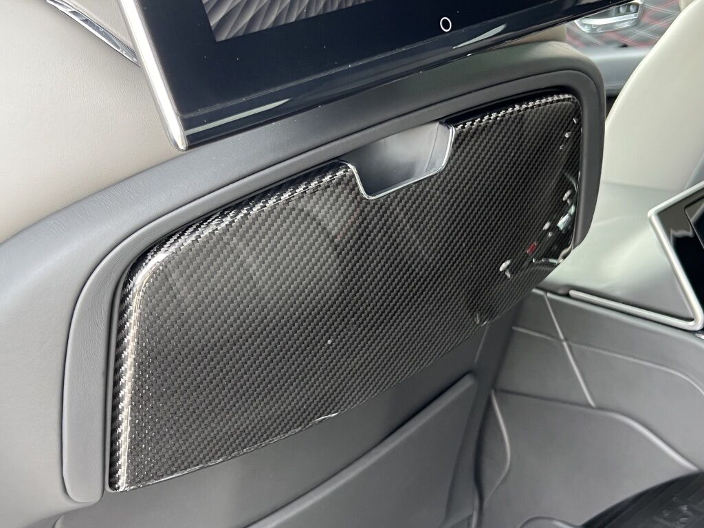 2024 Bentley Bentayga EWB Mulliner V8 photo 35