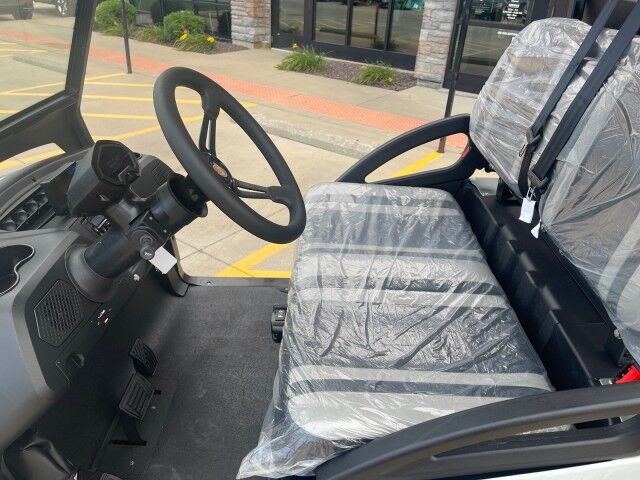 2024 Bintelli BEYOND 4PR STREET LEGAL LIFTED GOLF CART Springfield IL