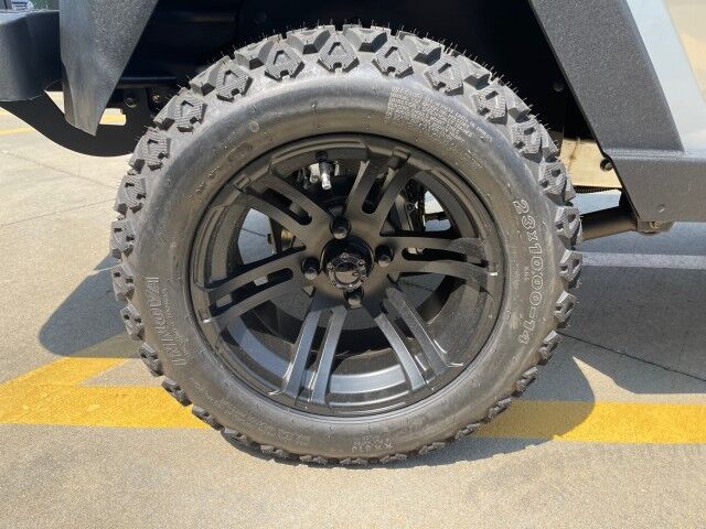 2024 Bintelli BEYOND 6PR STREET LEGAL LIFTED GOLF CART Springfield IL