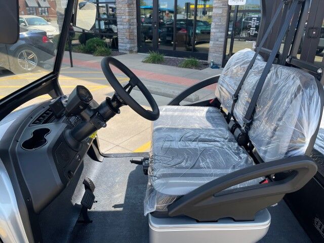 2024 Bintelli BEYOND 6PR STREET LEGAL LIFTED GOLF CART Springfield IL