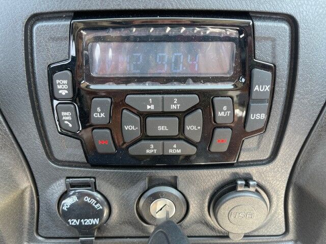 2024 Bintelli BEYOND 6PR STREET LEGAL LIFTED GOLF CART Springfield IL