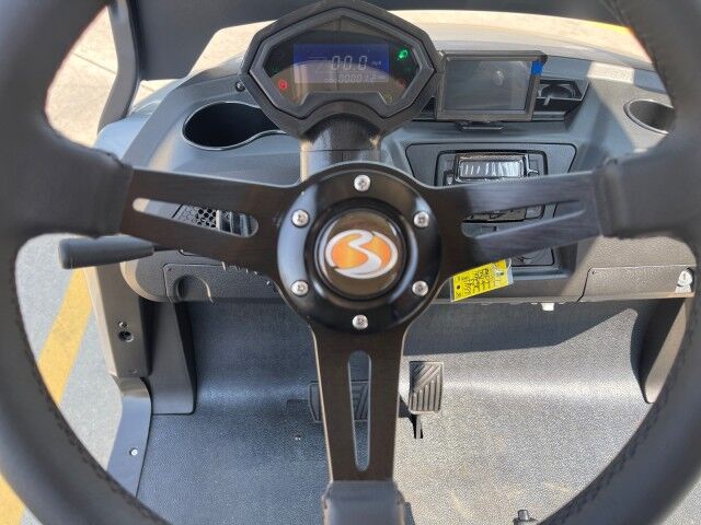 2024 Bintelli BEYOND 6PR STREET LEGAL LIFTED GOLF CART Springfield IL