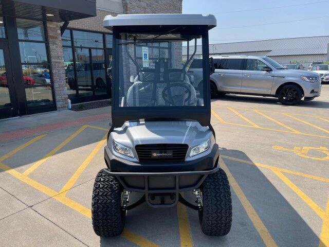 2024 Bintelli BEYOND 6PR STREET LEGAL LIFTED GOLF CART