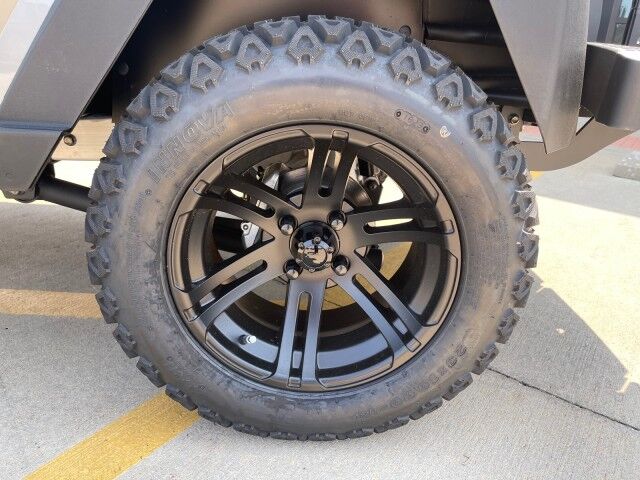 2024 Bintelli BEYOND 6PR STREET LEGAL LIFTED GOLF CART Springfield IL