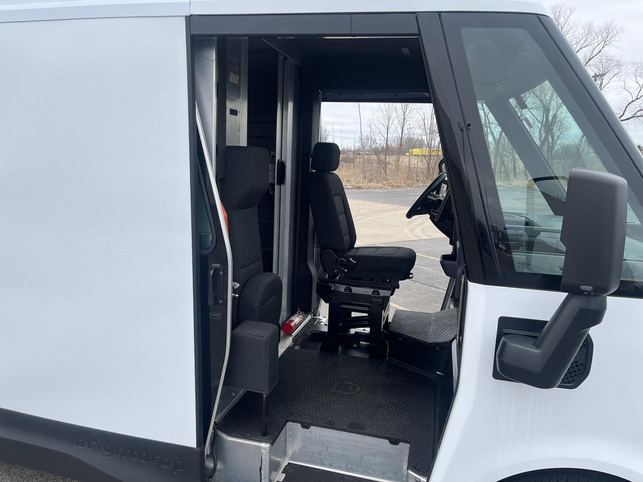 2024 BrightDrop Zevo 600 Max Range eAWD HeatPkg w/HeatedSeats HeatedSteeringWheel Saukville WI