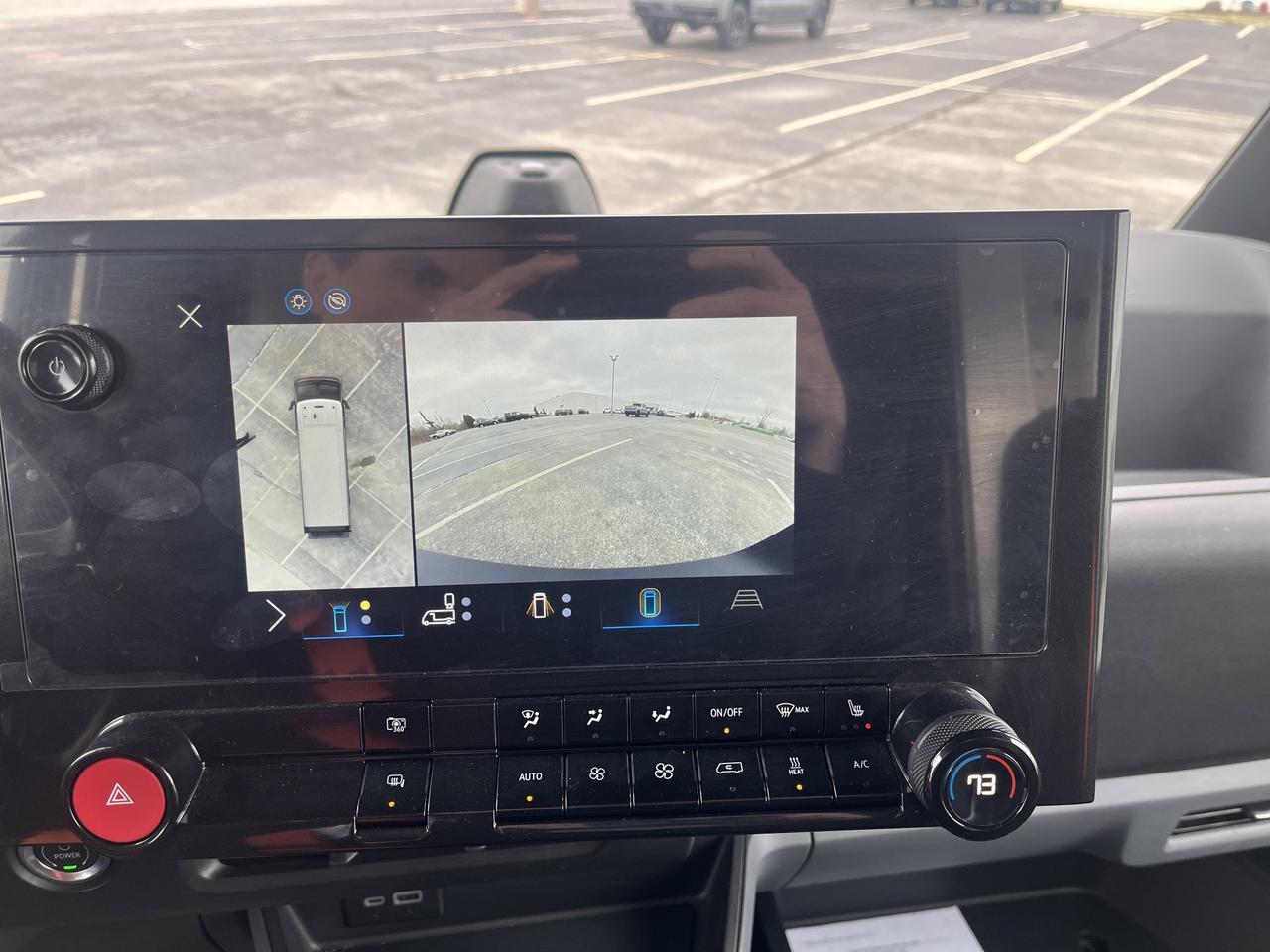 2024 BrightDrop Zevo 600 Max Range eAWD HeatPkg w/HeatedSeats HeatedSteeringWheel Saukville WI