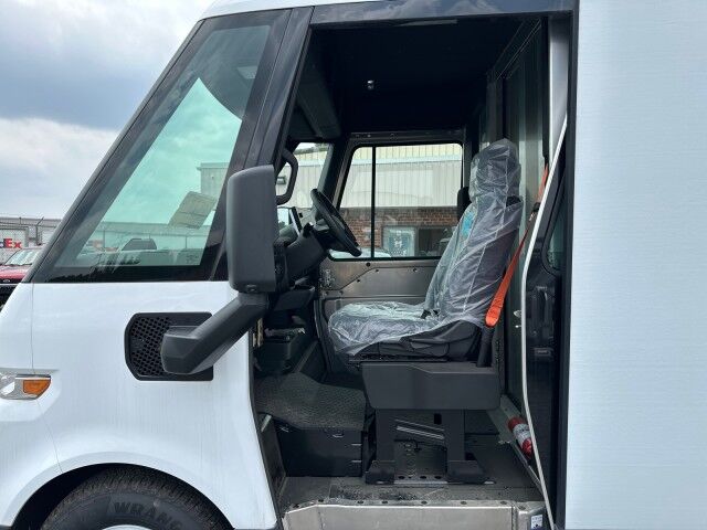 2024 Brightdrop Zevo 400 AWD Ashland VA