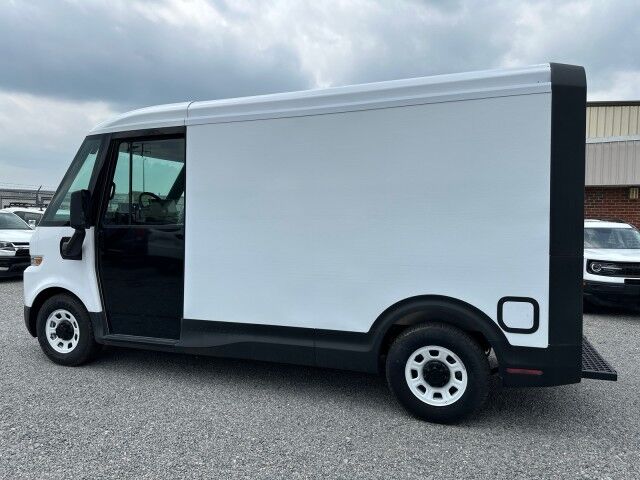 2024 Brightdrop Zevo 400 AWD Ashland VA
