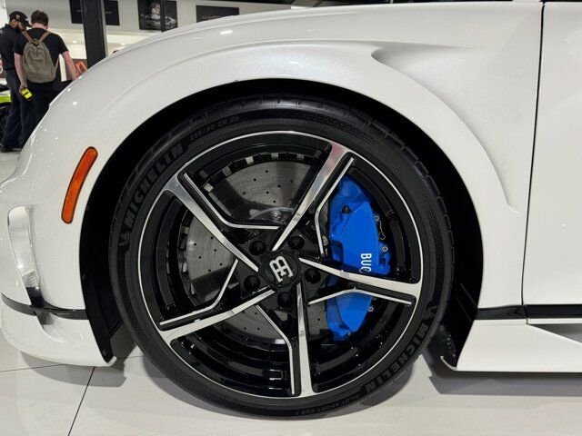 2024 Bugatti CHIRON SUPER SPORT 1 of 1 L Elephant Blanc Fort Lauderdale FL